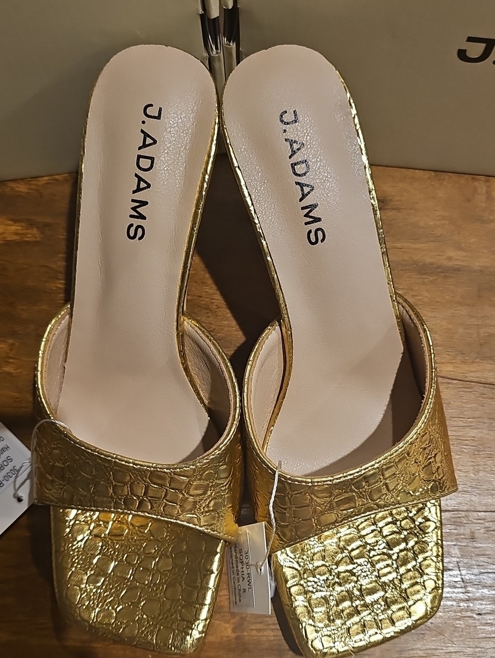 NEW! J. Adams Gold Croc-Effect Slide Sandals for Women (Size 8)